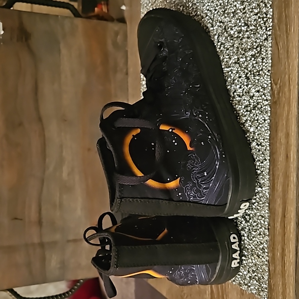 RAAD - WAVES AT NIGHT - 8.5 W